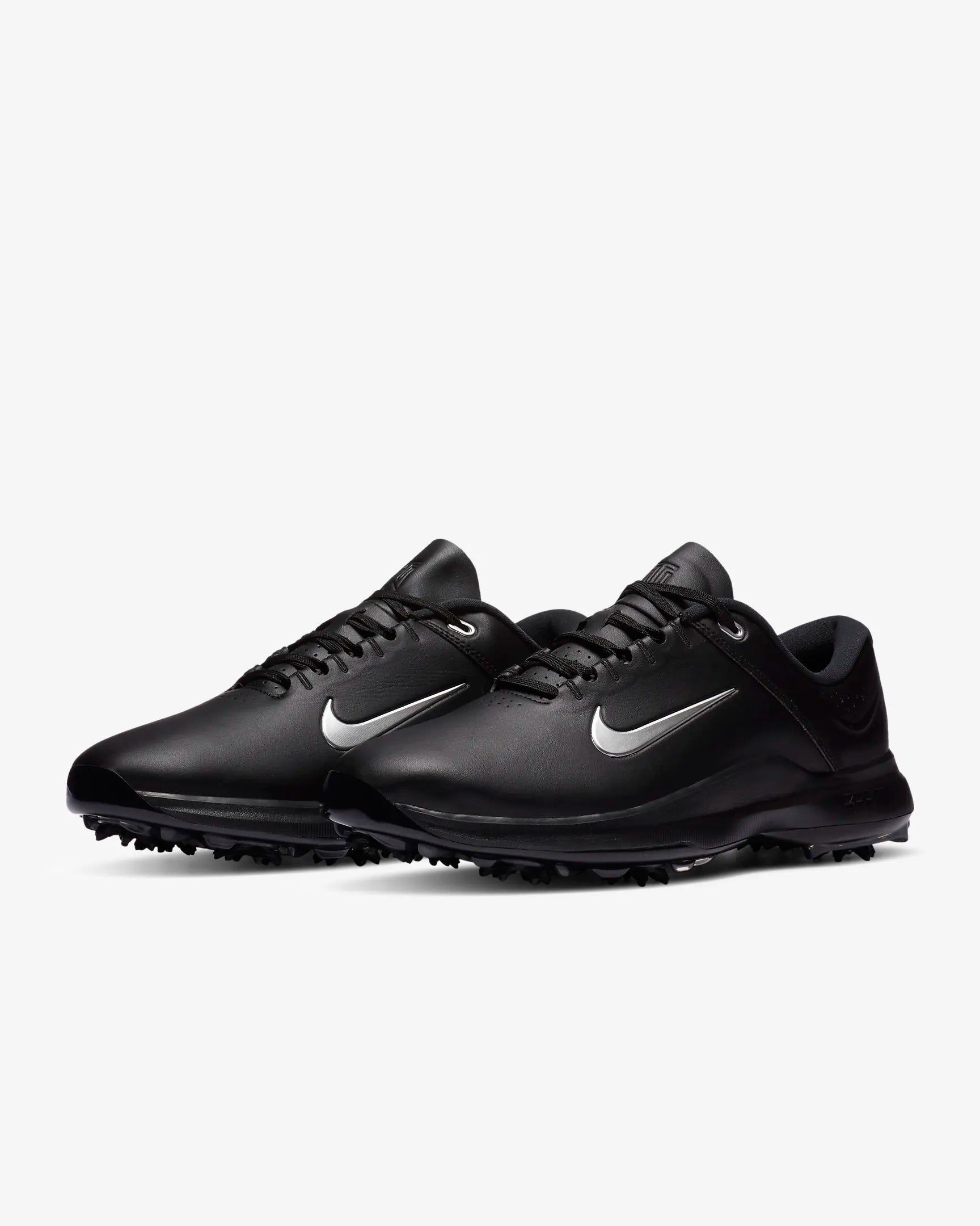 Tiger woods top golf cleats